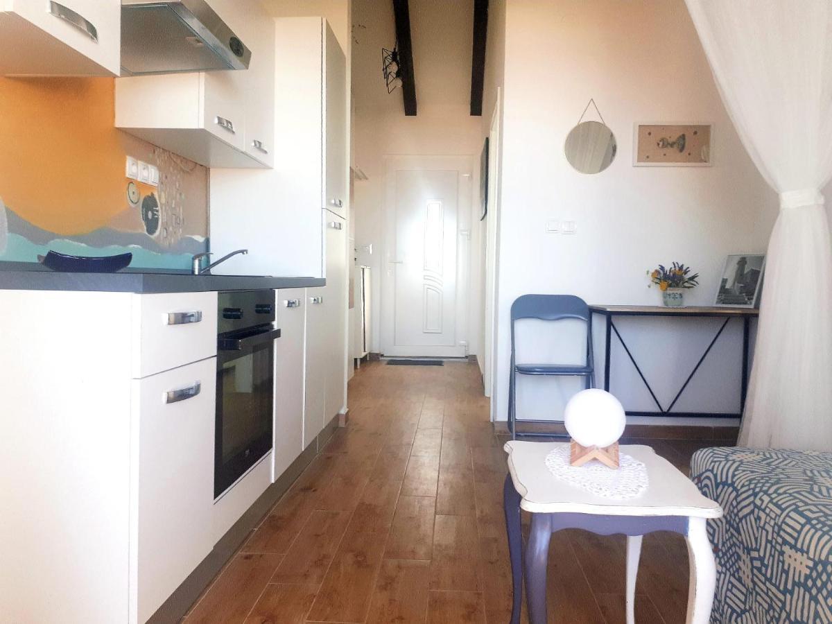Apartments Starshine & Lighthouse 罗戈兹尼察 外观 照片